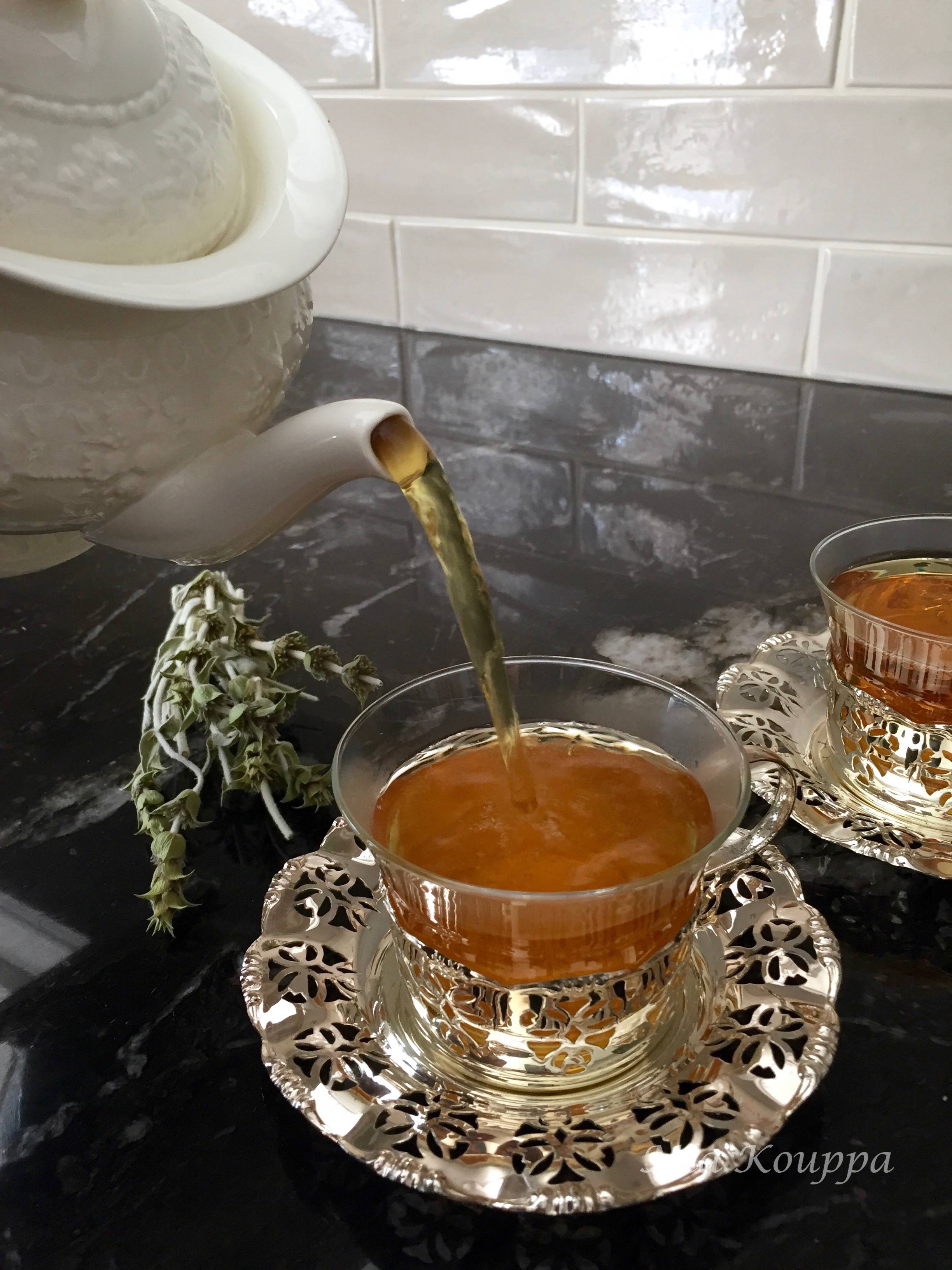 Greek mountain tea (τσάι του βουνού)