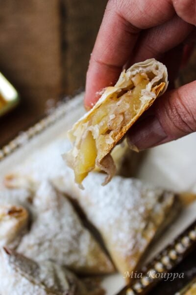 Mini apple pies with phyllo or milopitakia (Μηλοπιτάκια)