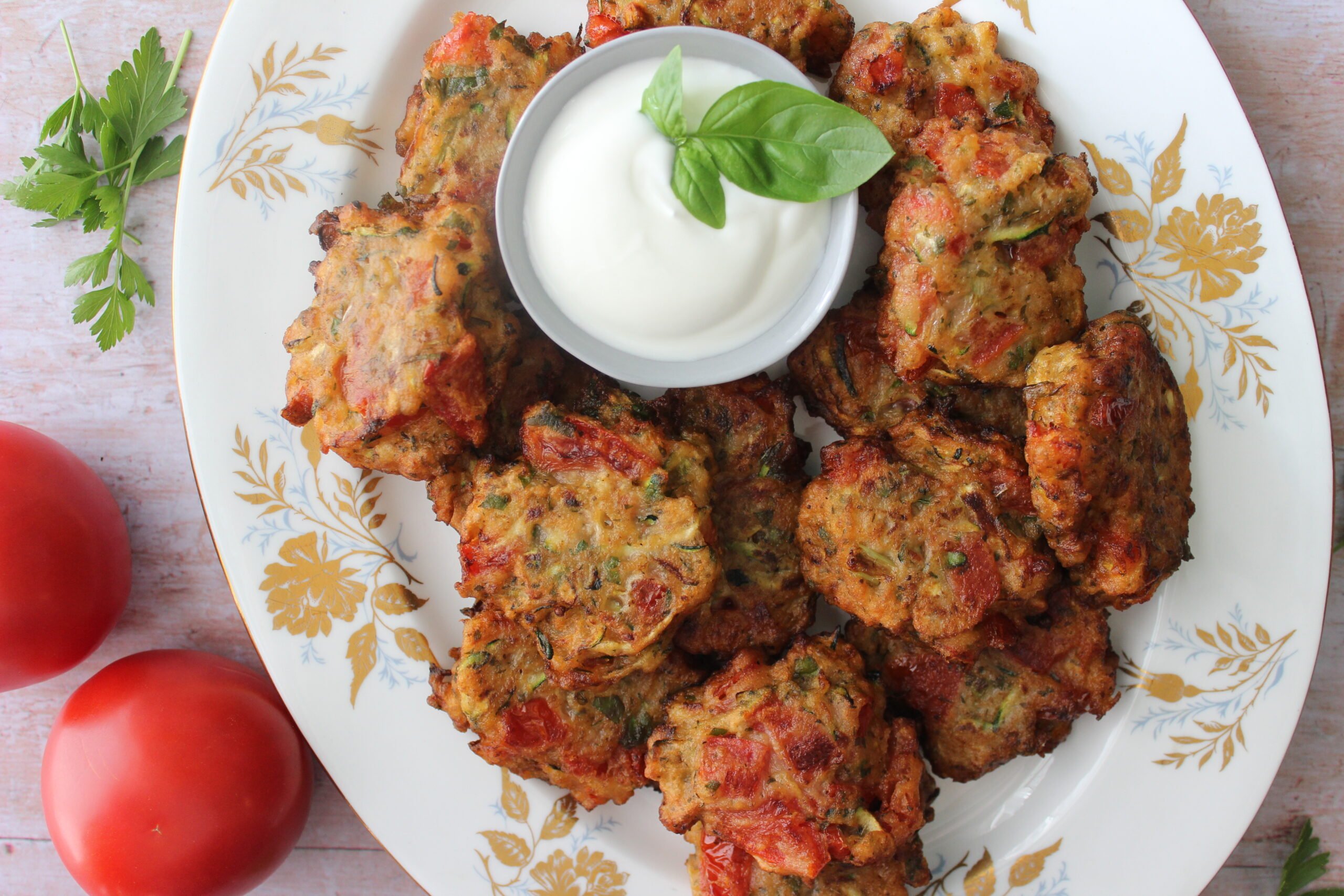 Tomato fritters (Ντοματοκεφτέδες)