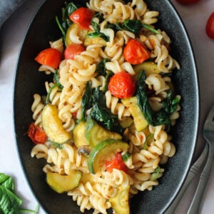 Gluten-free pasta with vegetables