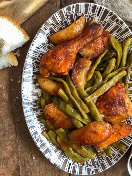 Green beans baked with chicken and potatoes