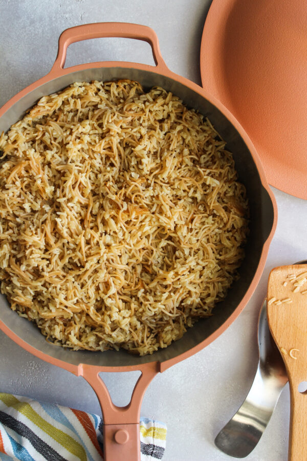 Rice with fide (Ρύζι με φιδέ) - Mia Kouppa