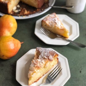 Almond and Pear cake