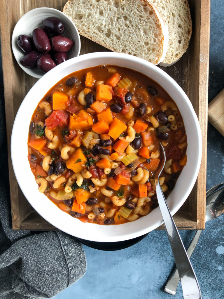 The easiest and best vegetable minestrone recipe with beans and pasta.