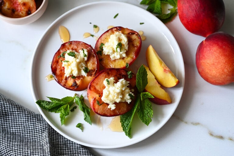 Grilled peaches with feta and honey