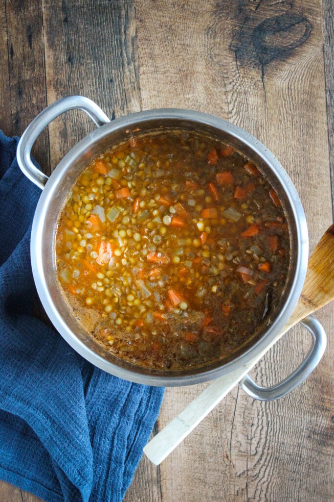 Fakes (Lentil soup) are a traditional Greek lentil soup with vegetables and a tomato based broth.