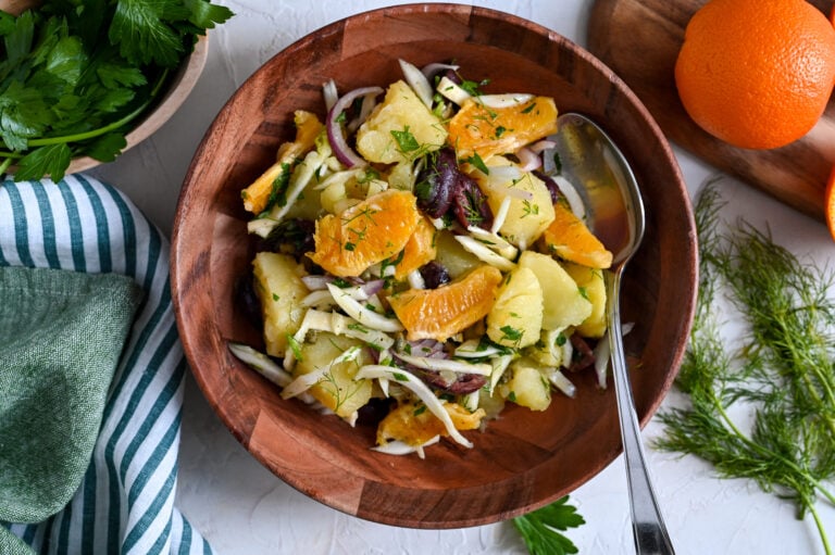 Maniatiki Salad (Potato salad with oranges and fennel) (Μανιάτικη σαλάτα)