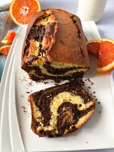 A delightful and easy marble cake for all occasions made with chocolate and orange.