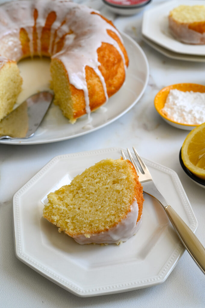 Olive oil cake with lemon (a.k.a. einai keiki mori) Mia Kouppa, Greek