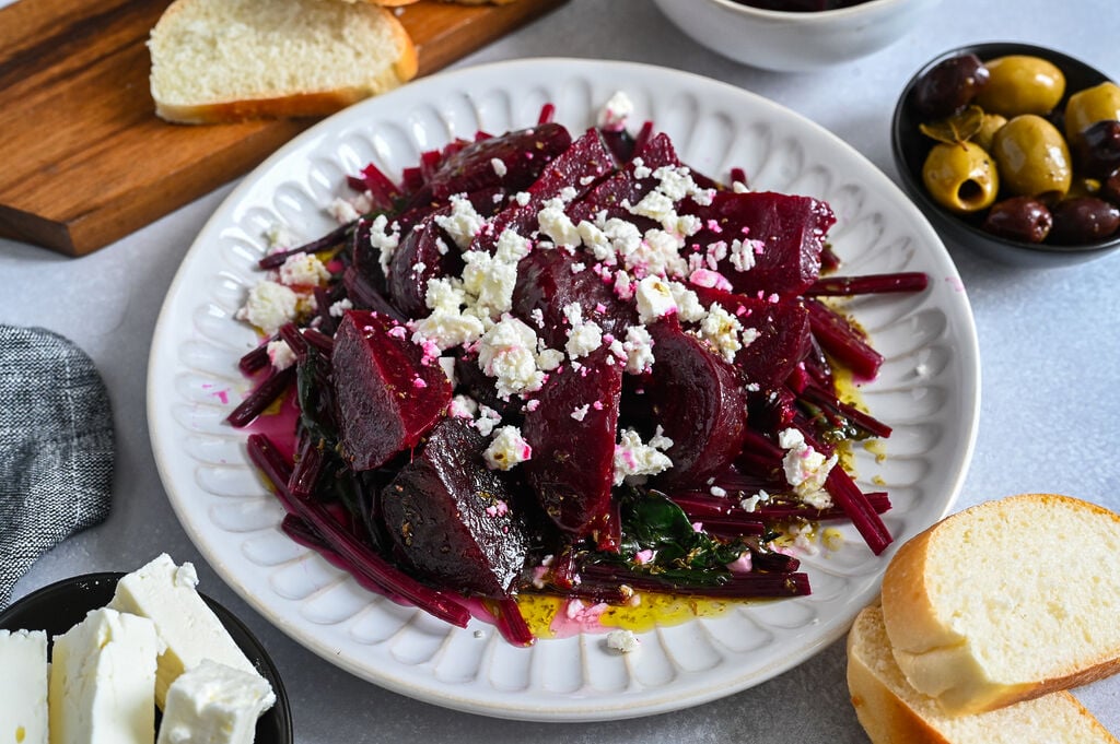 Roasted beet salad