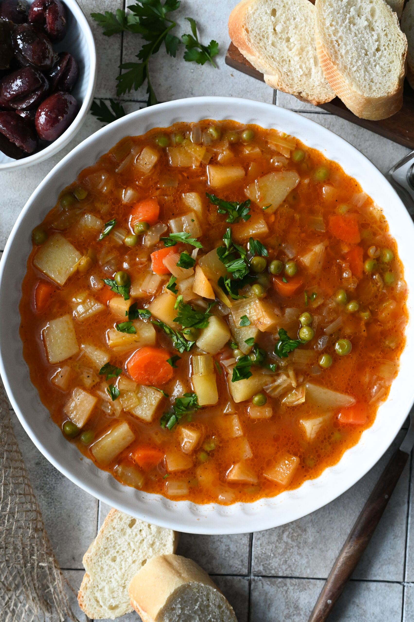 Hortosoupa, Greek vegetable soup Mia Kouppa, Greek recipes