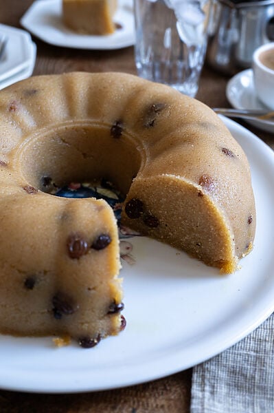 Greek halva with raisins and orange blossom water
