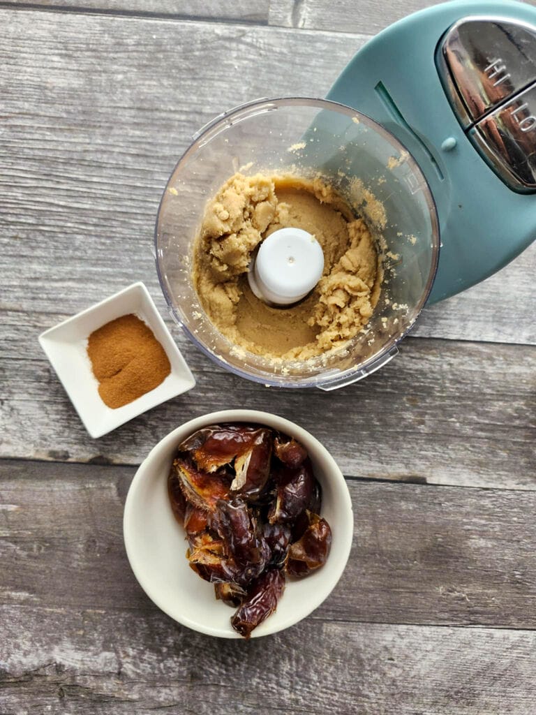ingredients ie. the sugar dough, cinnamon and dates