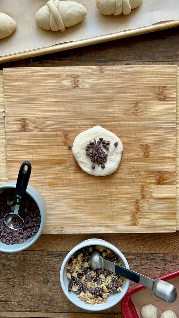 Shaping the Lazarakia buns.