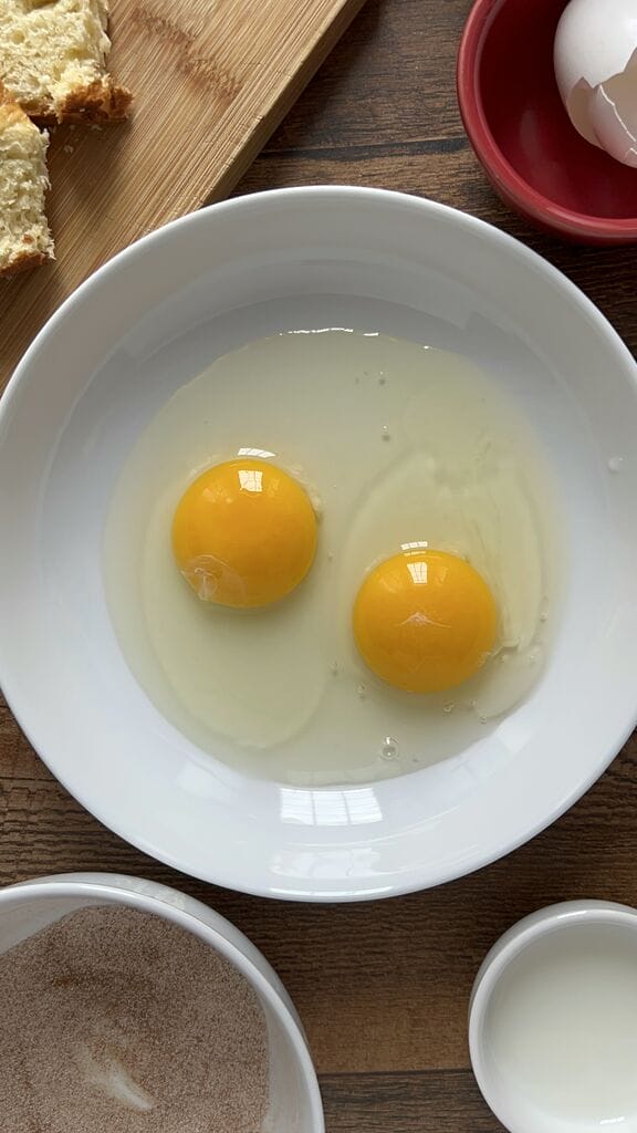 Eggs.