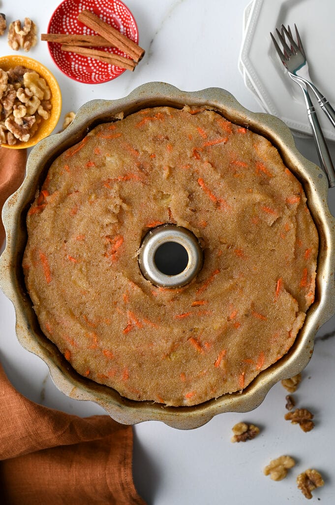Greek carrot cake semolina halva in the bundt.